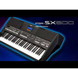 YAMAHA PSR SX600 TASTIERA...